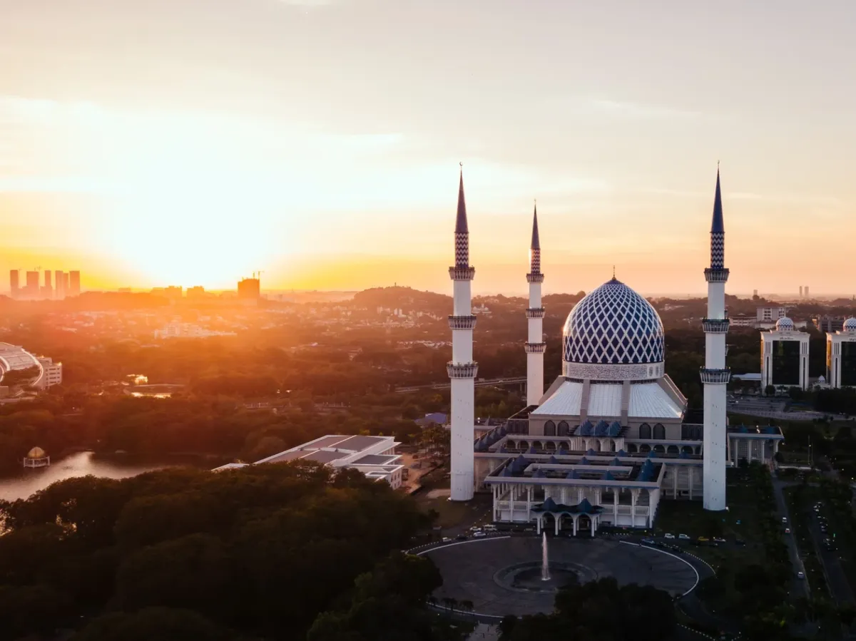 Mushola NURUL FALAH: Jasa Layanan yang Menyatu dengan Jiwa Cilacap